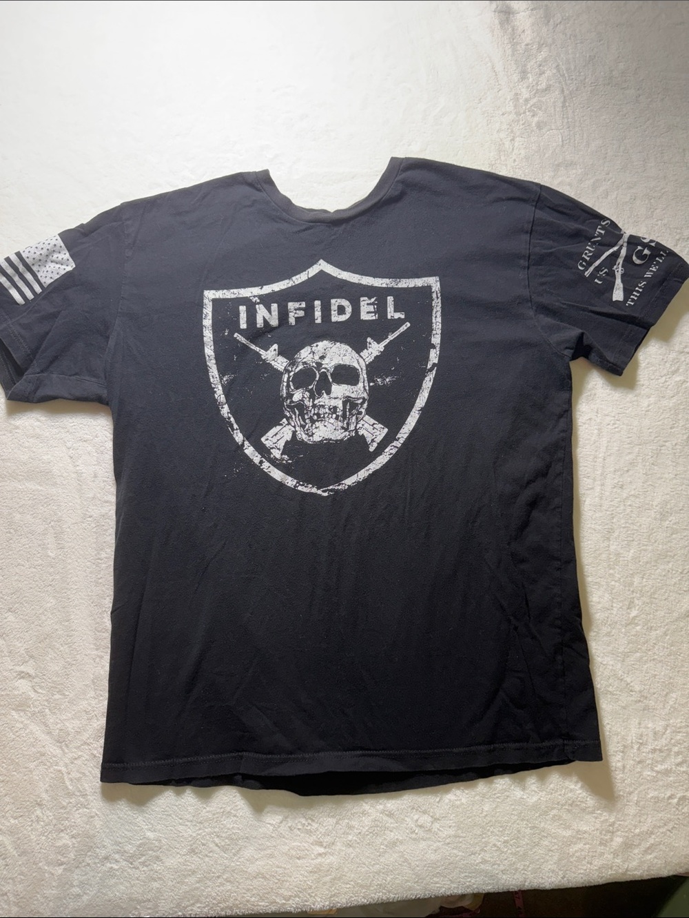 Grunt Style Black 'Infidel' Skull Shield Short Sleeve Tee
